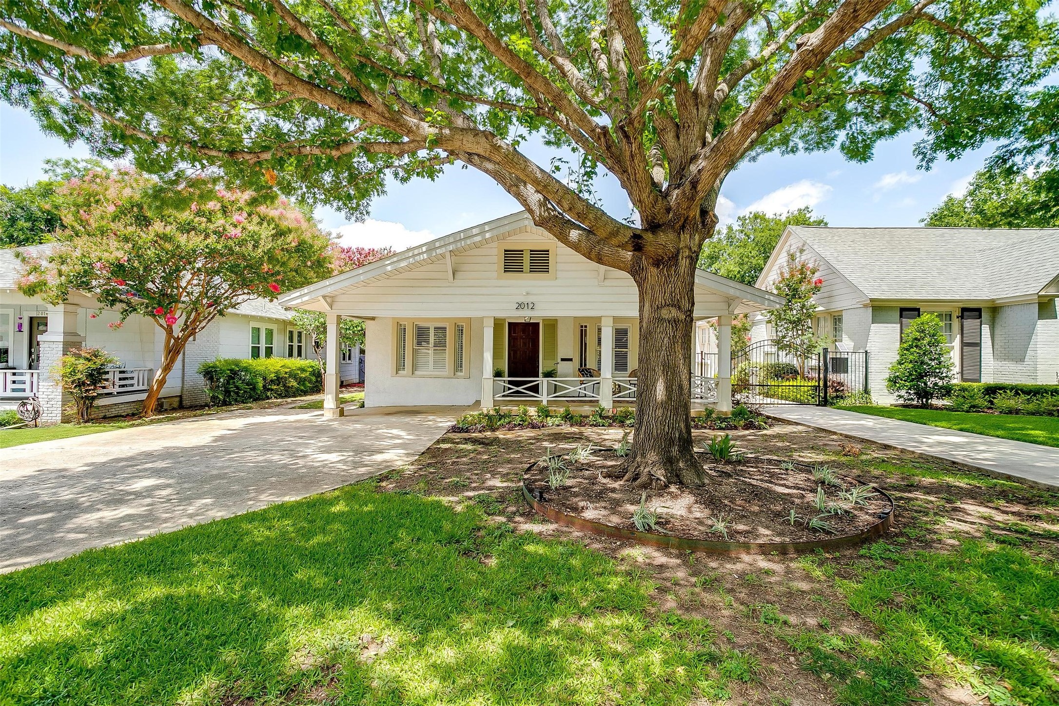 2012 Carleton Avenue Fort Worth TX 76107