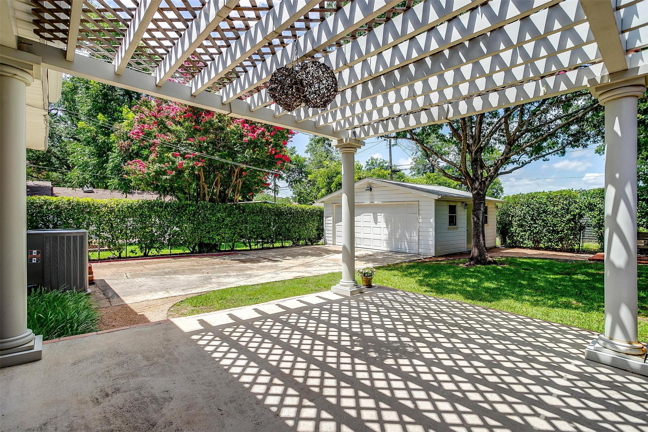 2012 Carleton Avenue Fort Worth TX 76107