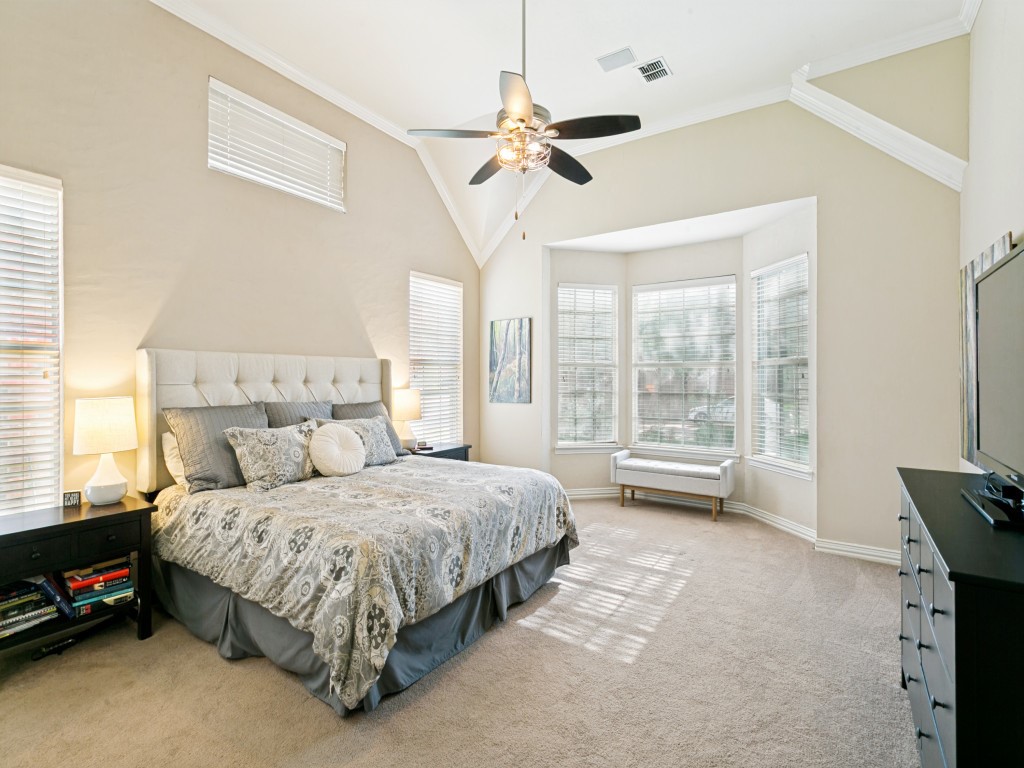 1209 Queen Guinevere Drive Lewisville TX 75056