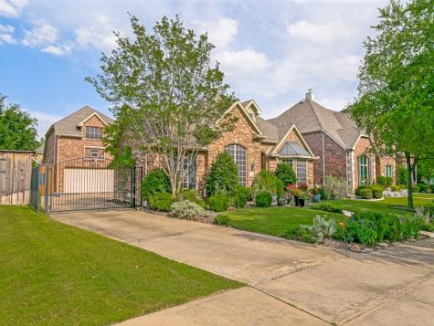 1209 Queen Guinevere Drive Lewisville TX 75056