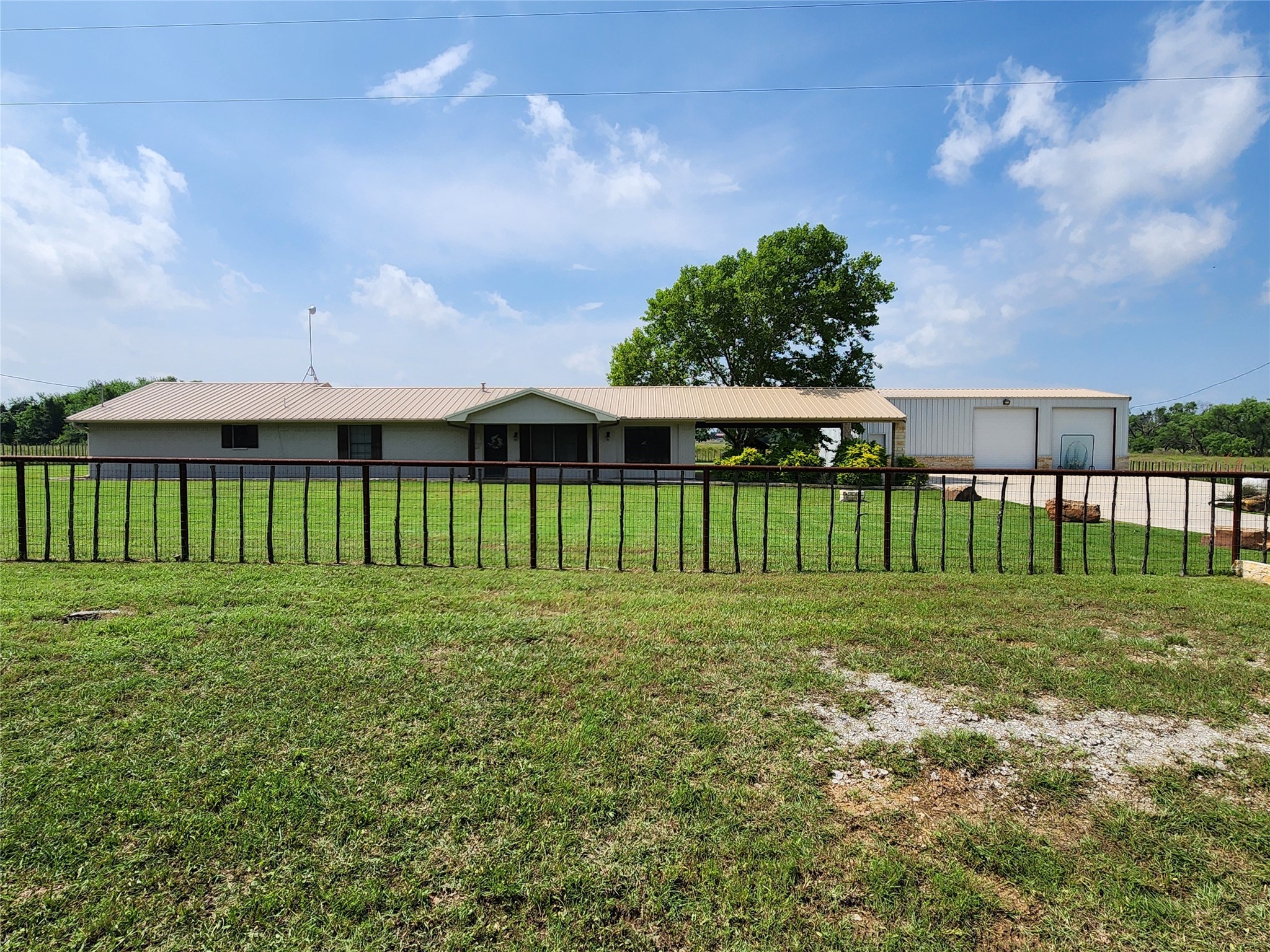 14201 Old Garner Road Weatherford TX 76088