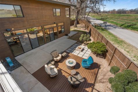921 N Bailey Avenue Fort Worth TX 76107