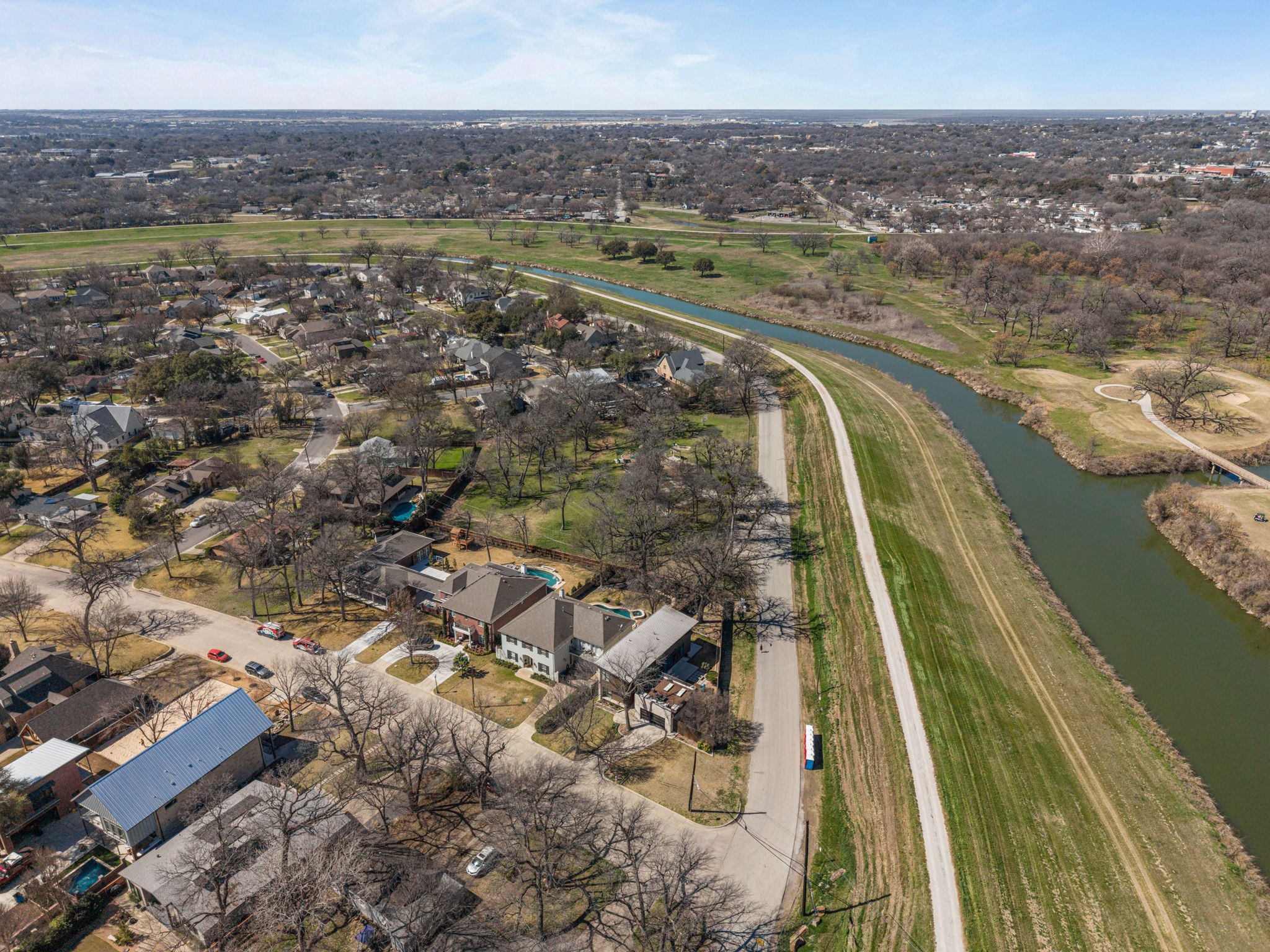 921 N Bailey Avenue Fort Worth TX 76107