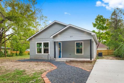 209 Mineral Wells Street Terrell TX 75160