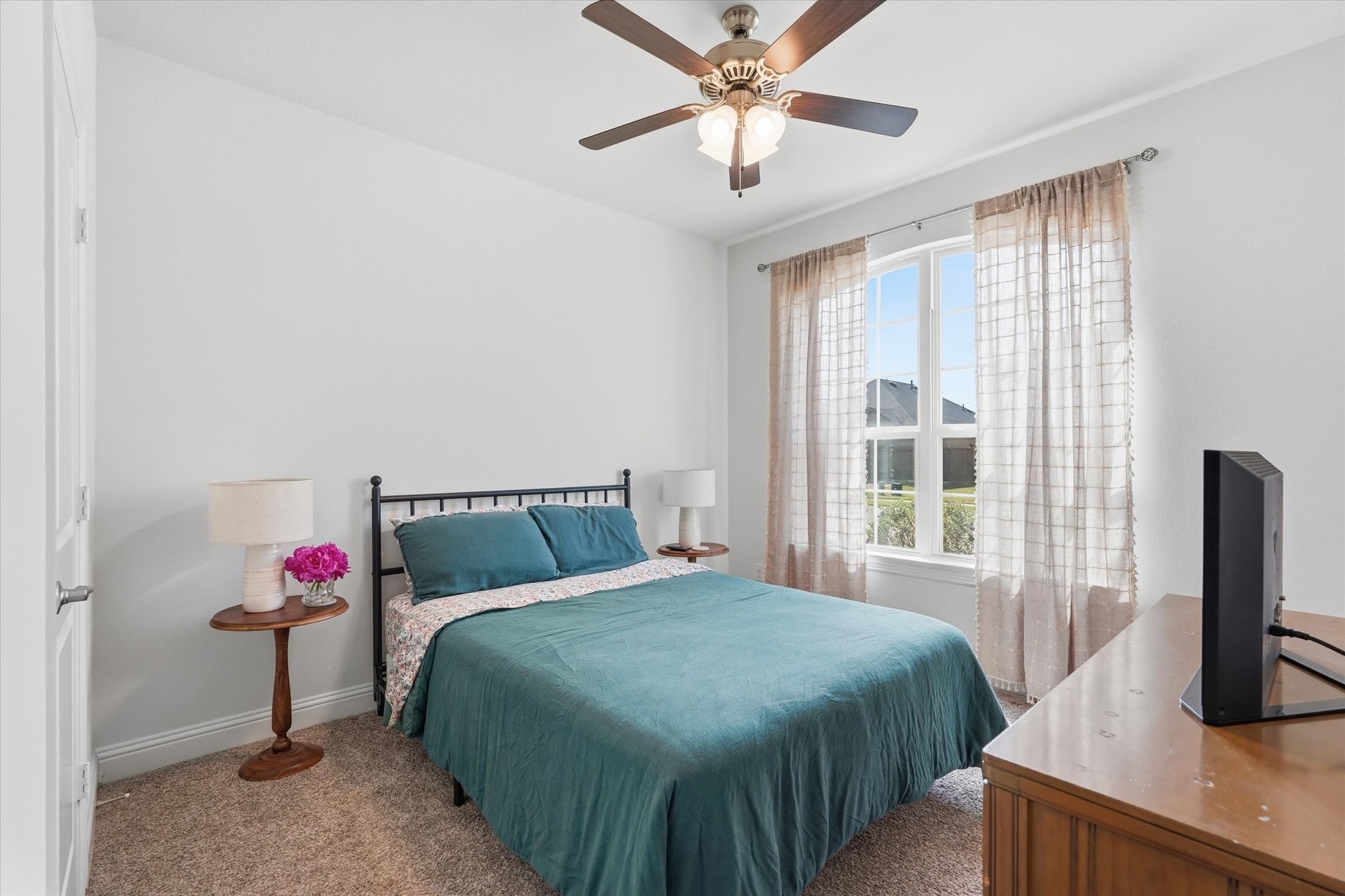 10709 Table Bluff Street Aubrey TX 76227