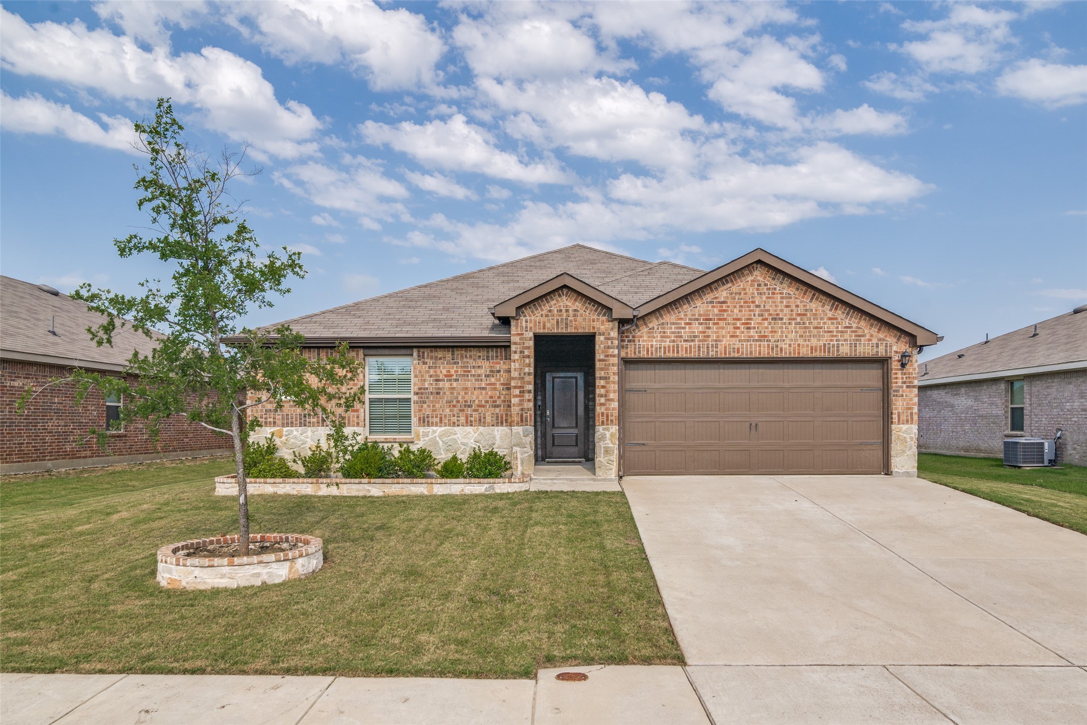 1302 Lowhill Drive Royse City TX 75189