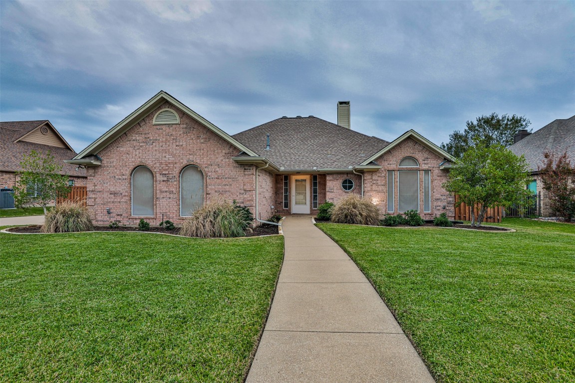 1900 High Point Drive Pilot Point TX 76258