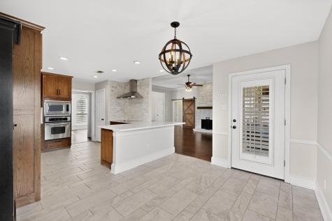 16036 University Drive Forney TX 75126