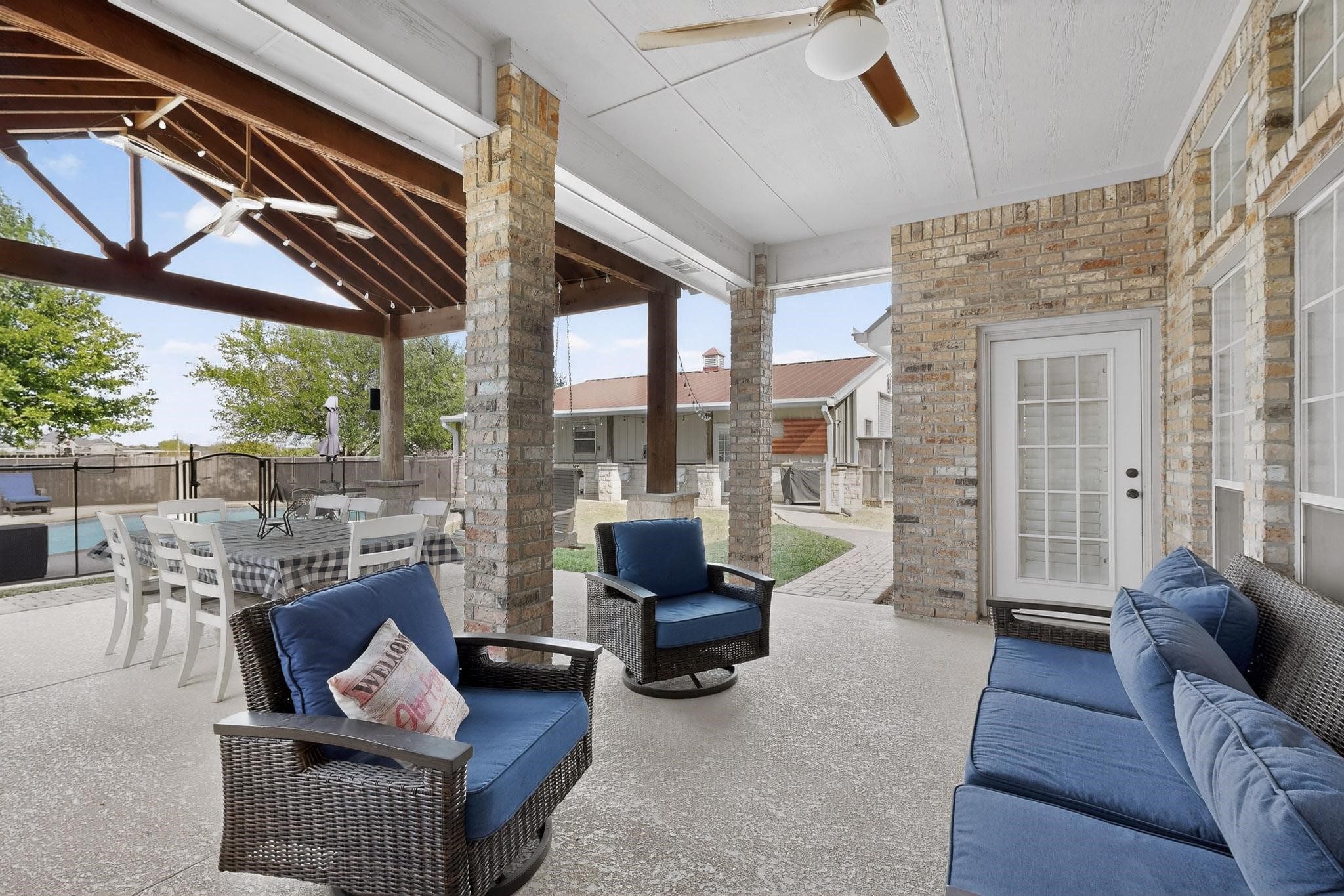 16036 University Drive Forney TX 75126