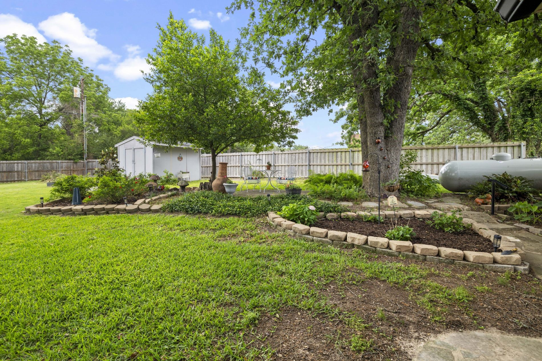 668 County Road 2436 Mineola TX 75773
