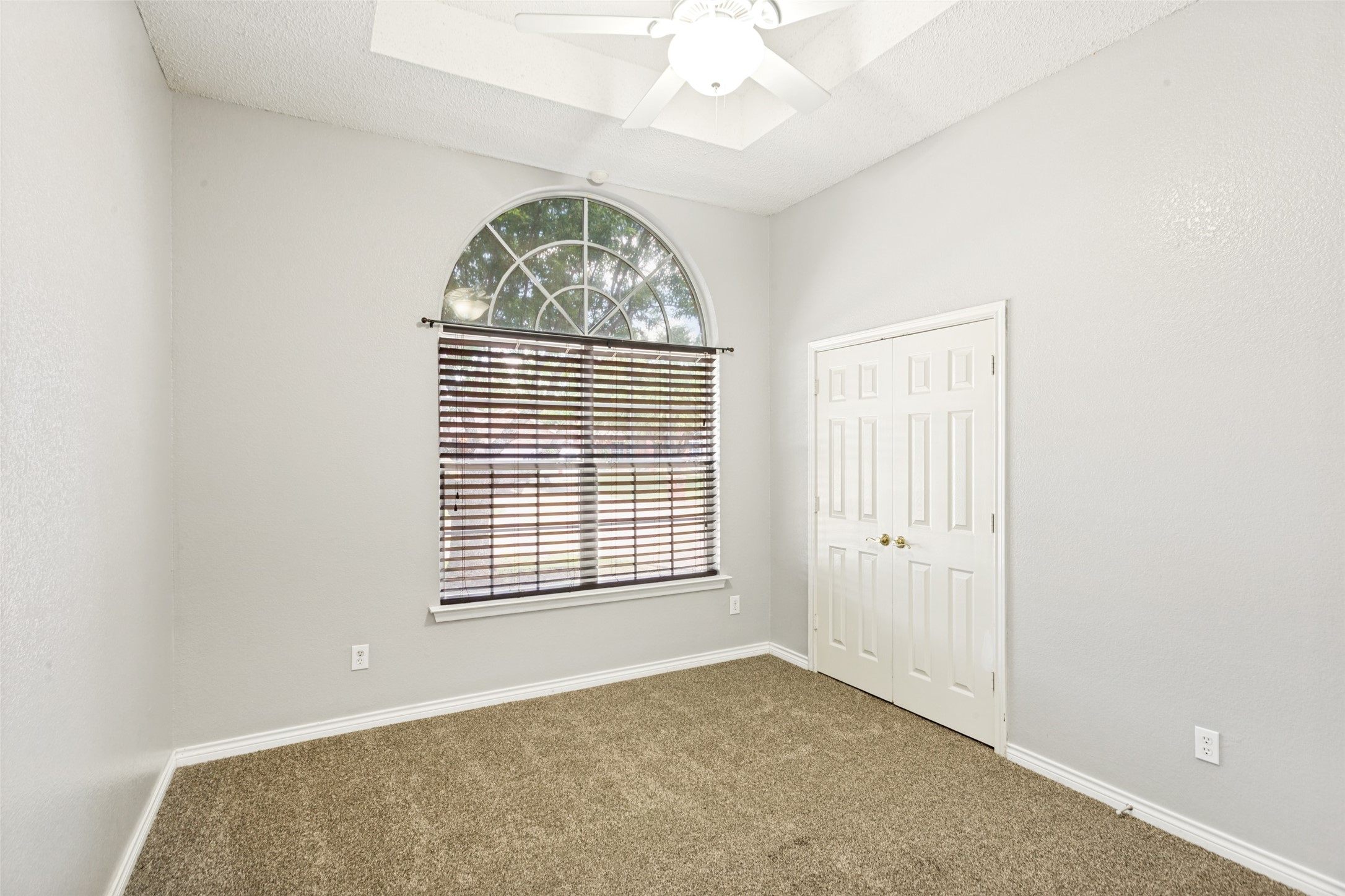 1606 Fern Drive Mansfield TX 76063