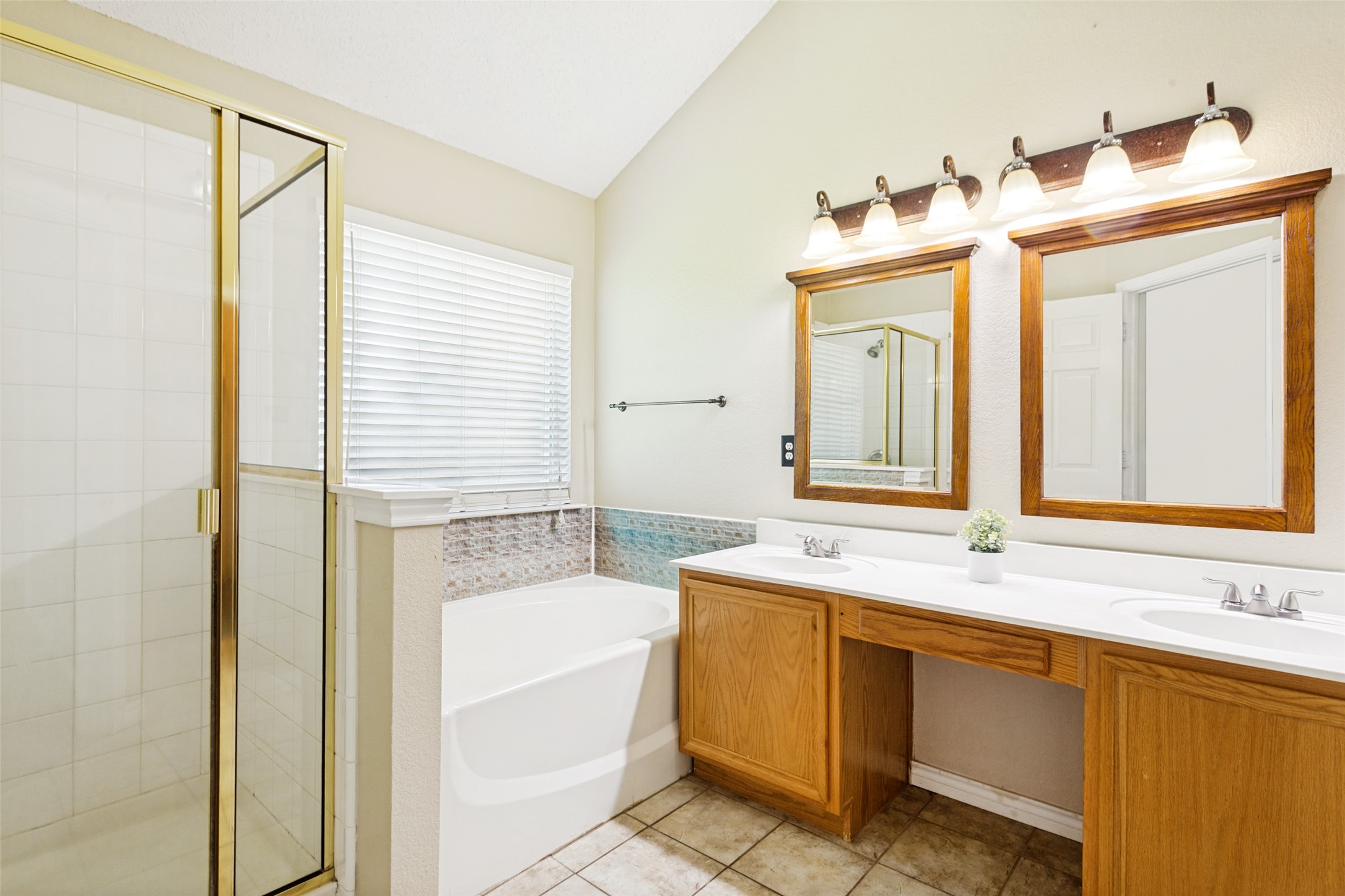 1606 Fern Drive Mansfield TX 76063