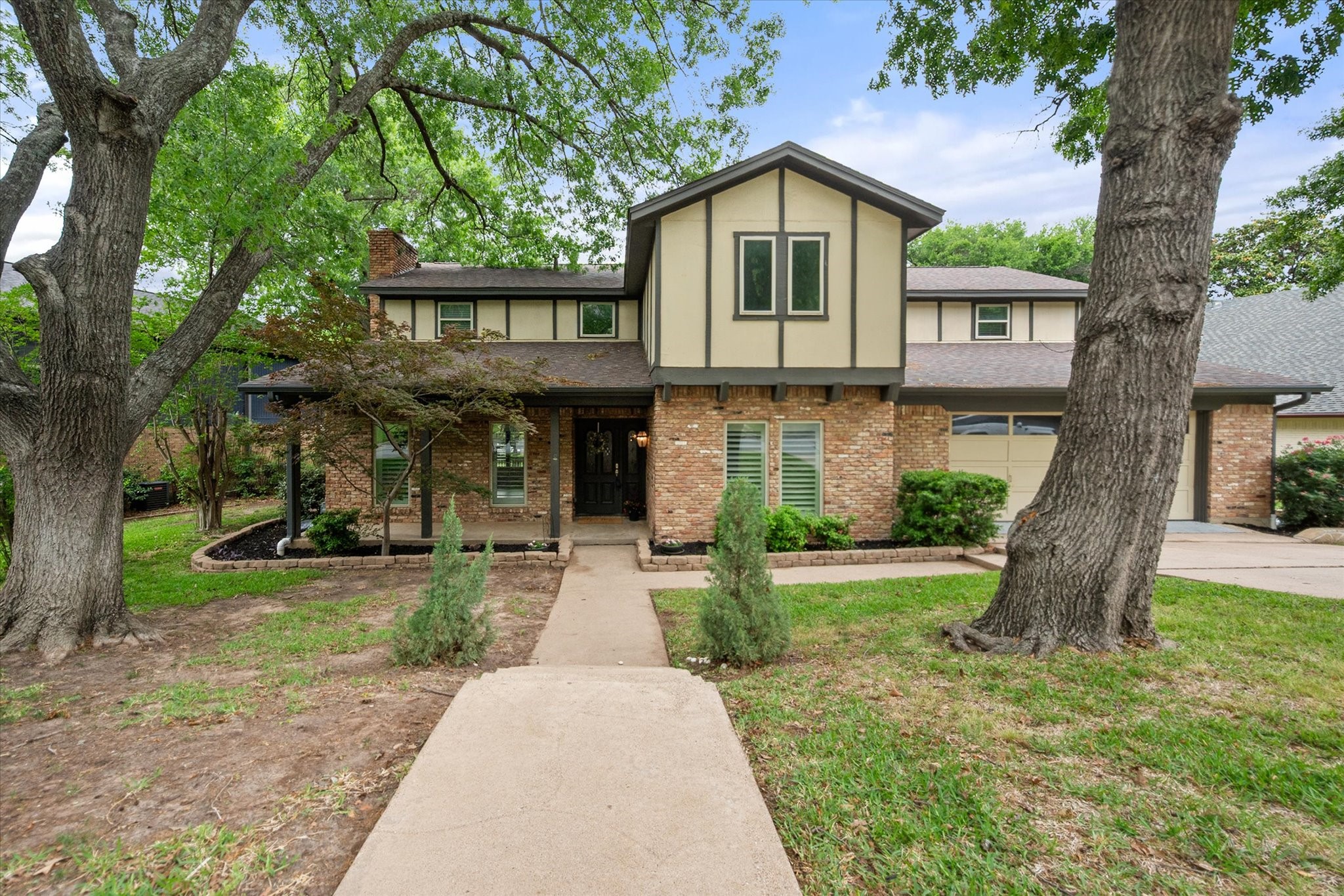 1404 Creekford Drive Arlington TX 76012