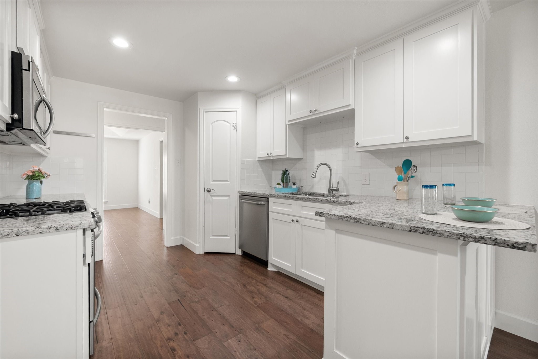 1404 Creekford Drive Arlington TX 76012
