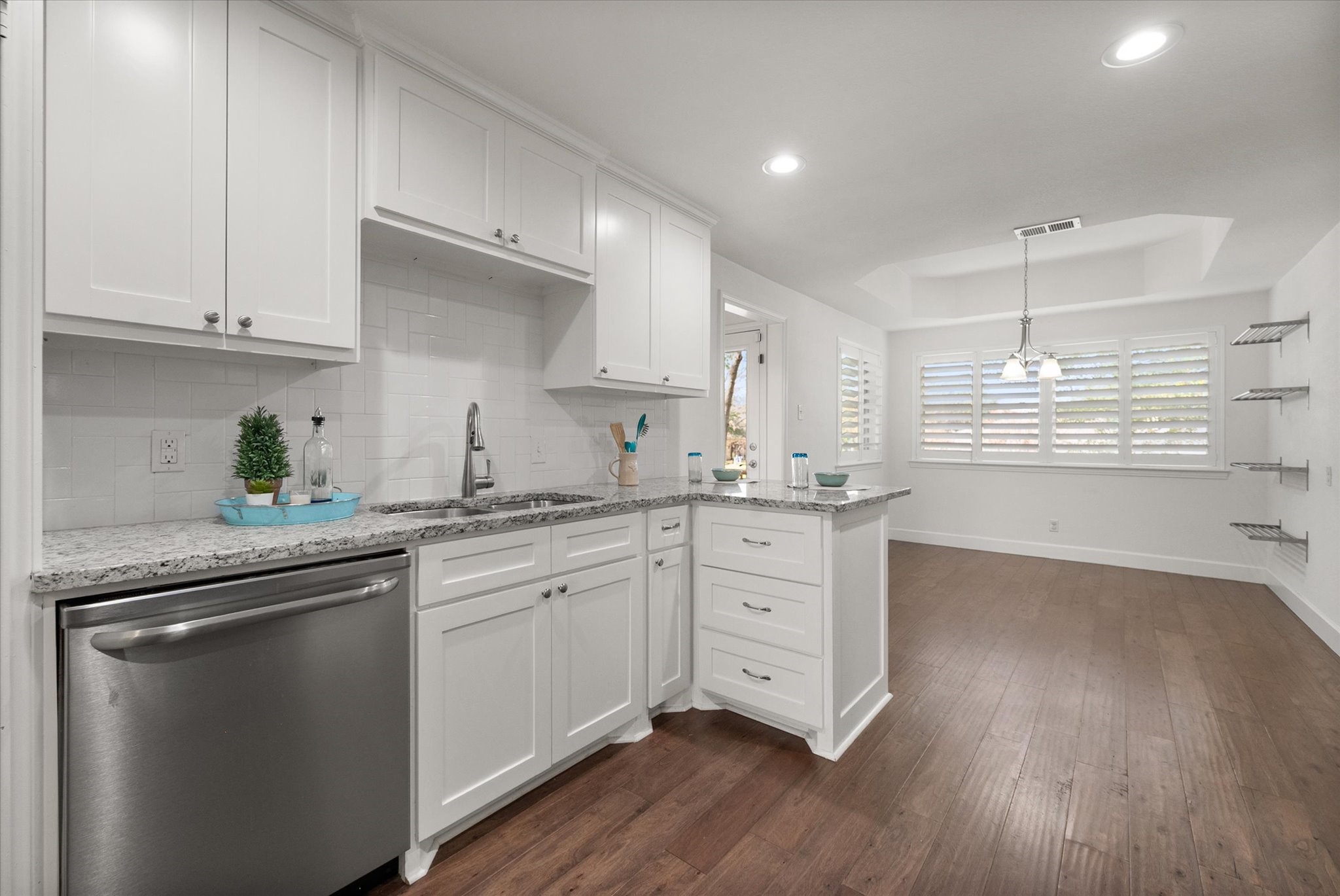1404 Creekford Drive Arlington TX 76012