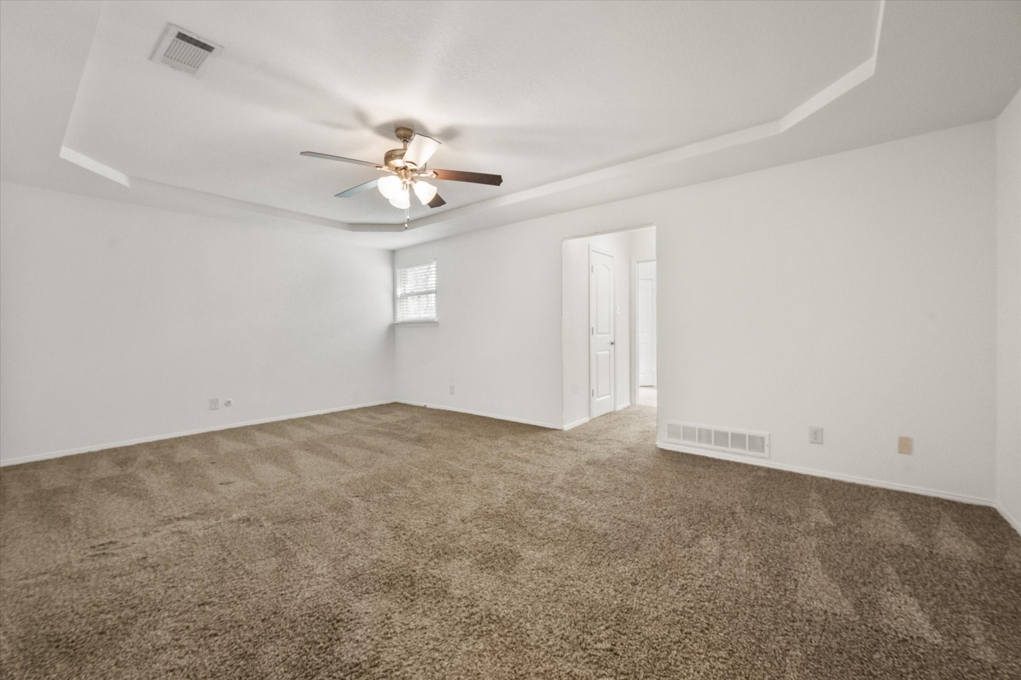 1404 Creekford Drive Arlington TX 76012