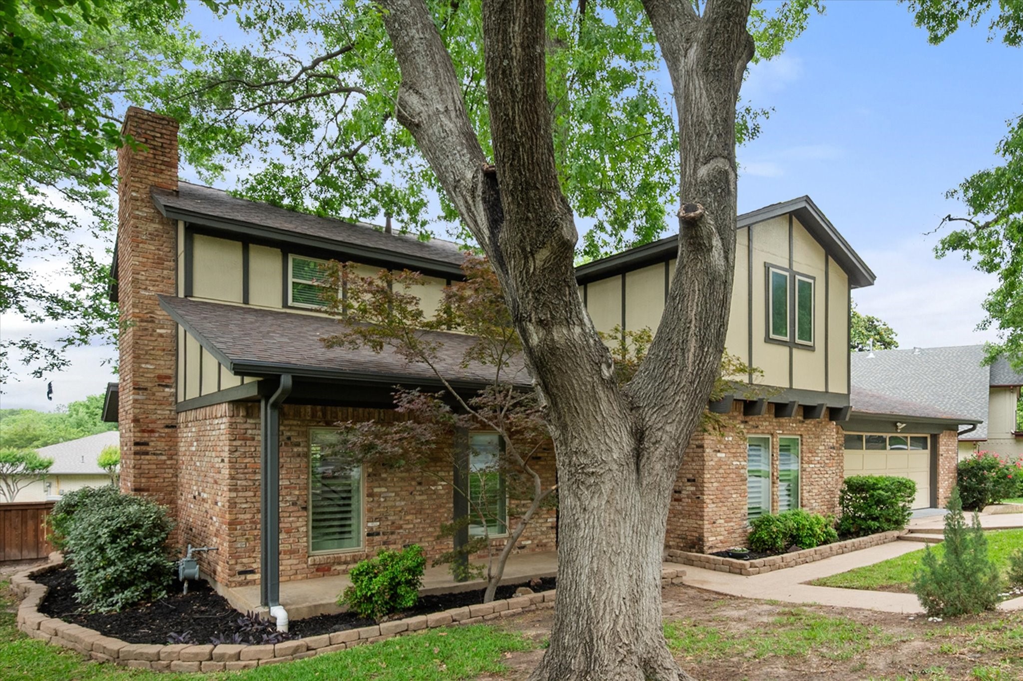 1404 Creekford Drive Arlington TX 76012