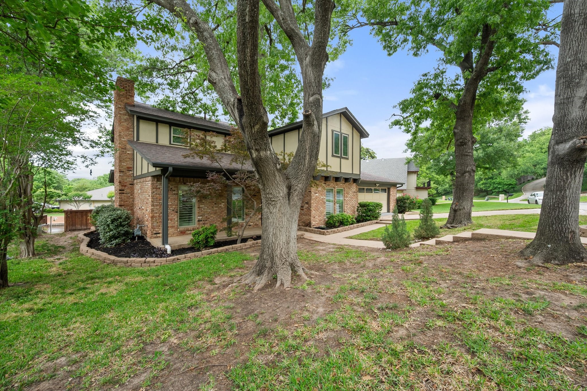 1404 Creekford Drive Arlington TX 76012