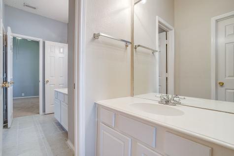 519 Deerwood Drive Burleson TX 76028