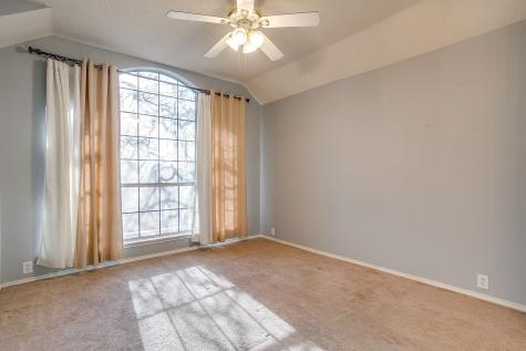 519 Deerwood Drive Burleson TX 76028
