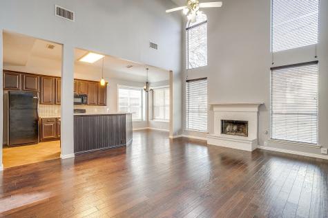 519 Deerwood Drive Burleson TX 76028