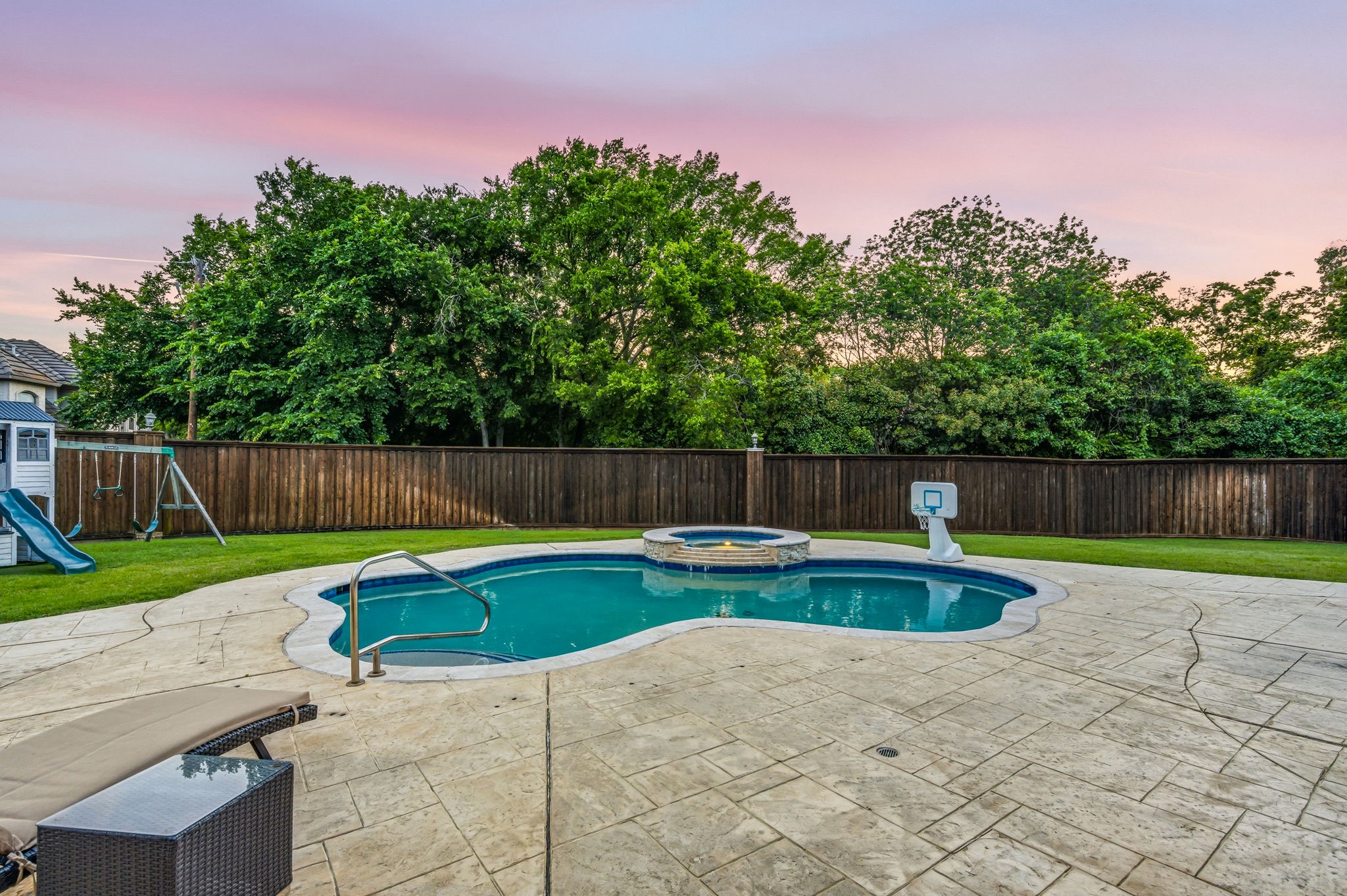 5607 Willow Wood Lane Dallas TX 75252