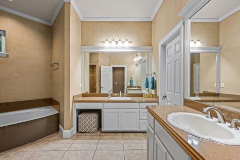 5607 Willow Wood Lane Dallas TX 75252