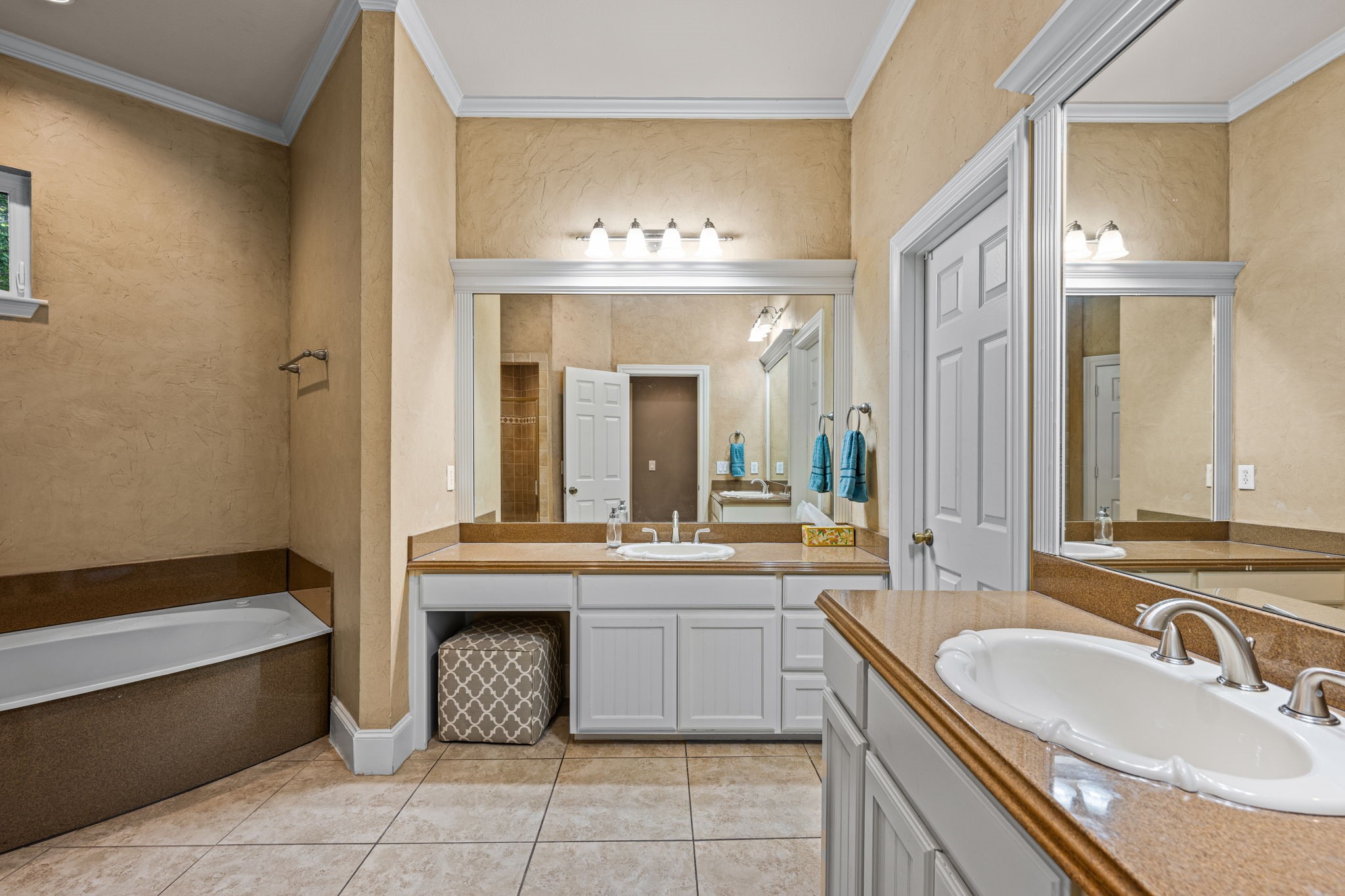5607 Willow Wood Lane Dallas TX 75252