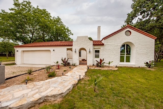 1319 East Fm 4 Cleburne TX 76031