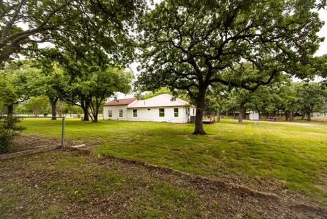 1319 East Fm 4 Cleburne TX 76031