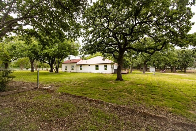 1319 East Fm 4 Cleburne TX 76031