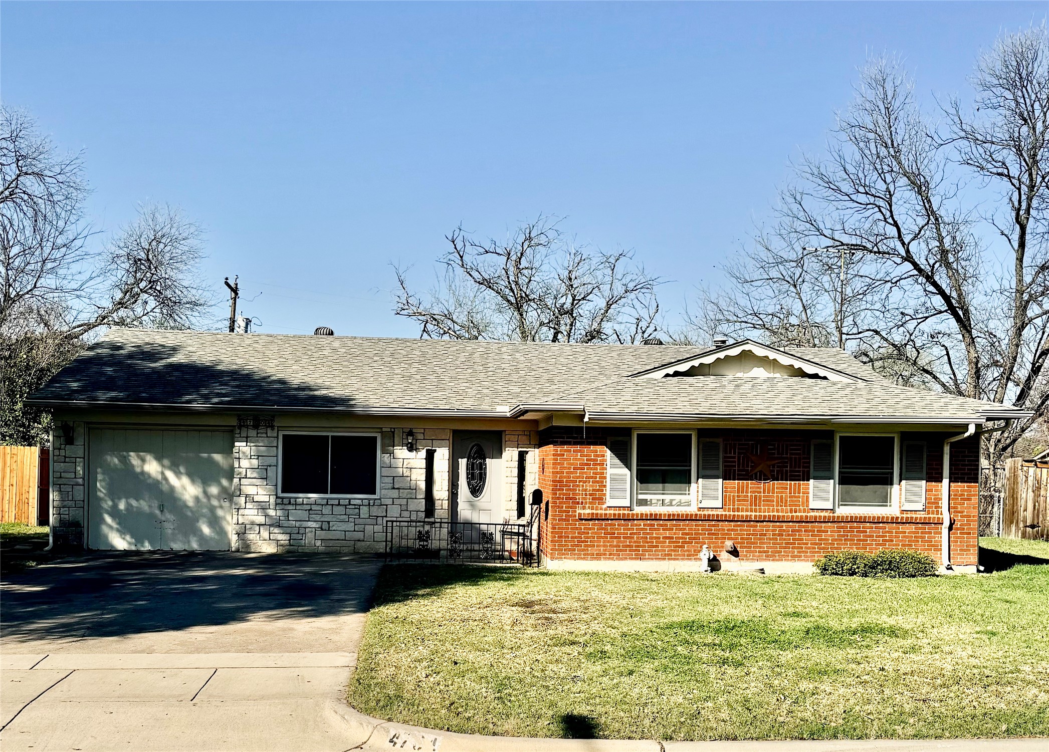 4704 Carlyle Drive Fort Worth TX 76132