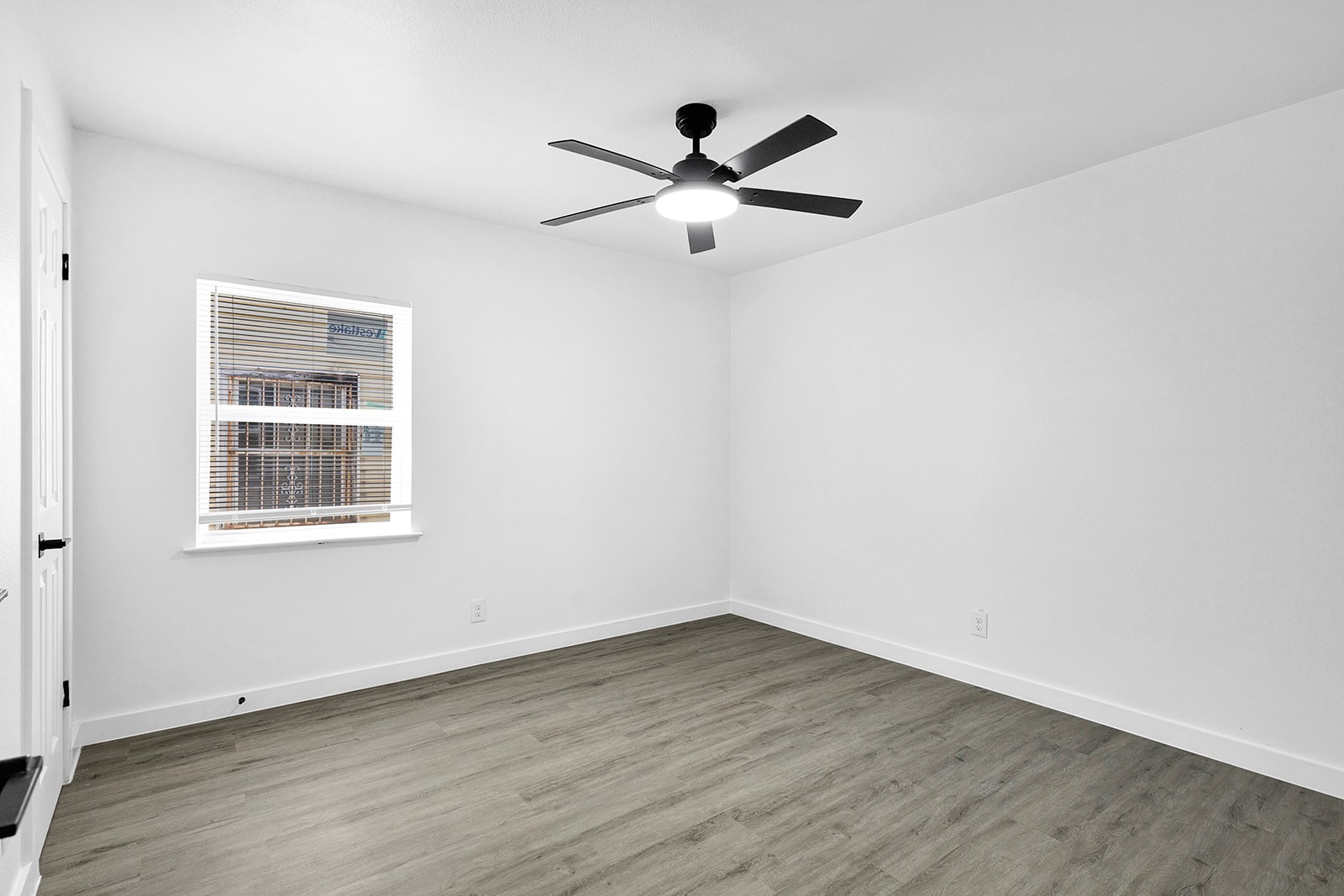 3335 S Ewing Avenue Dallas TX 75216