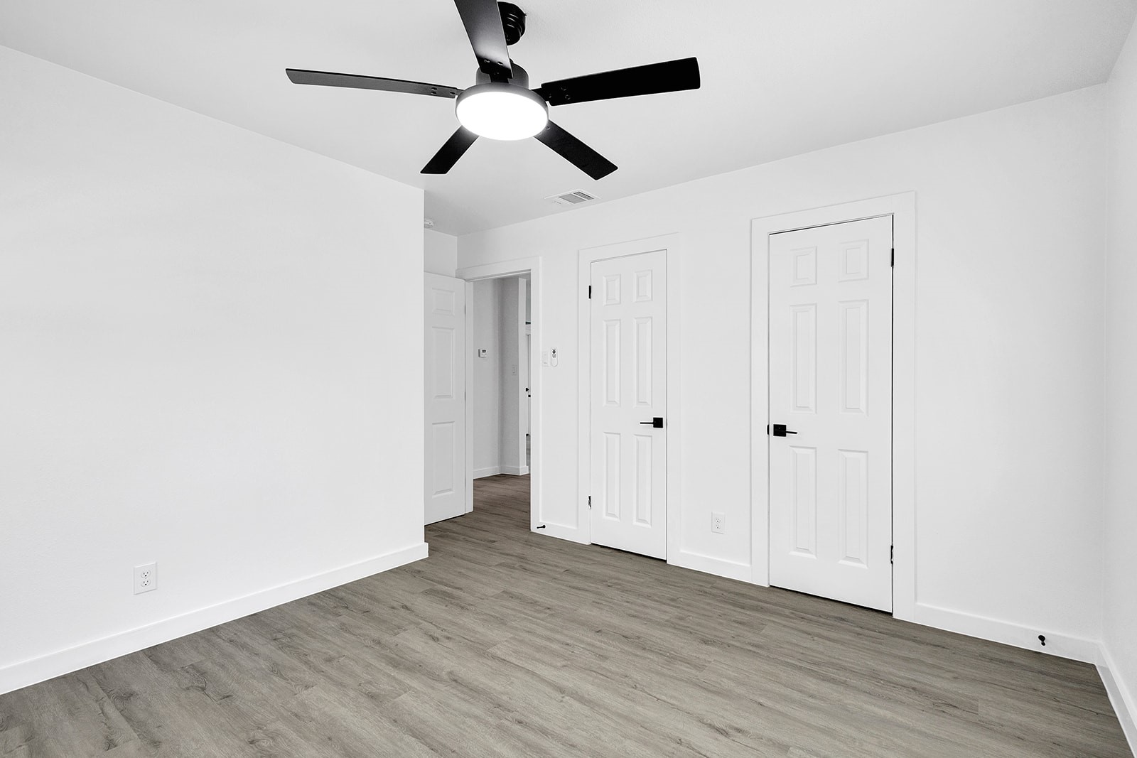3335 S Ewing Avenue Dallas TX 75216