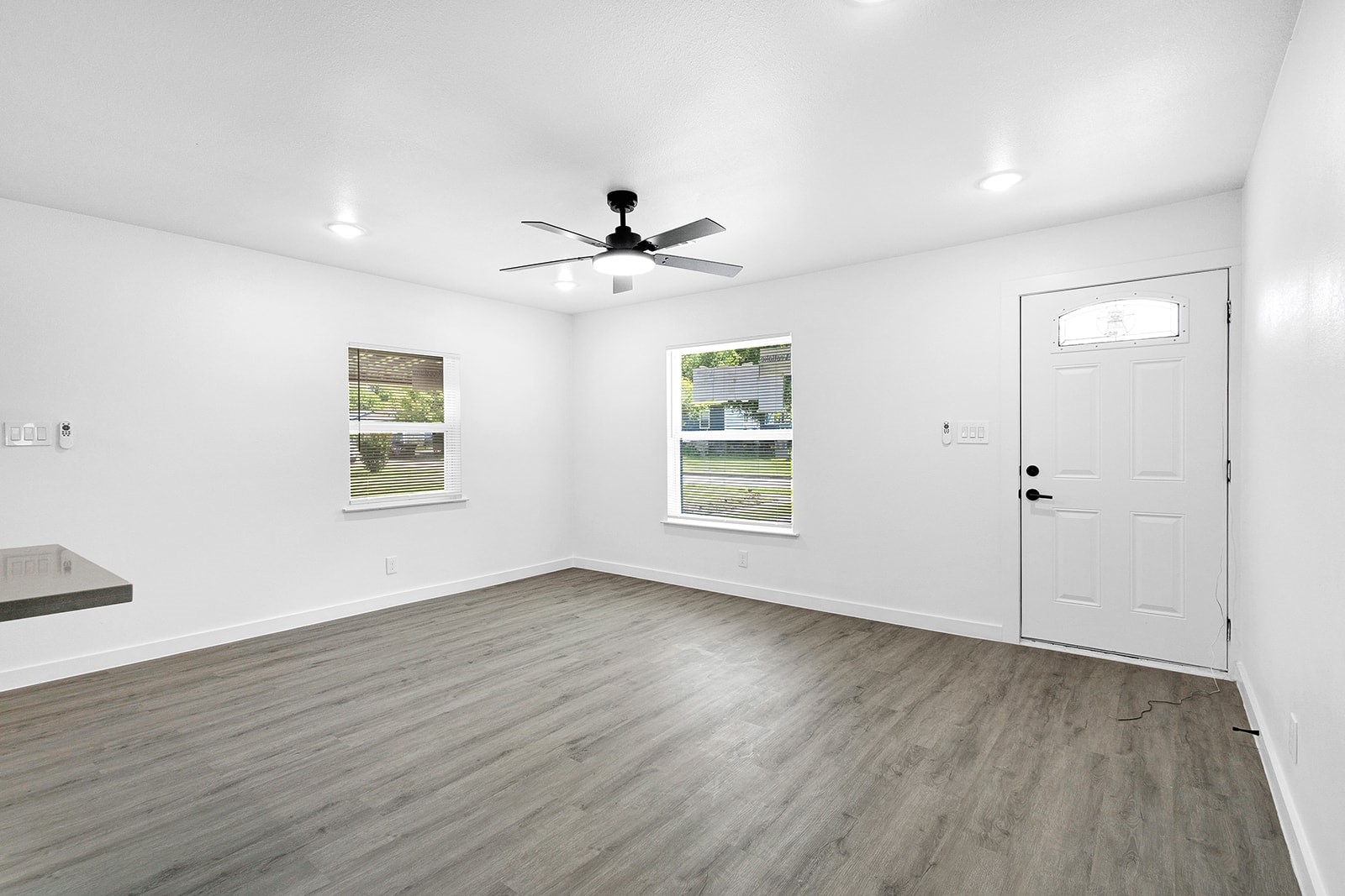 3335 S Ewing Avenue Dallas TX 75216