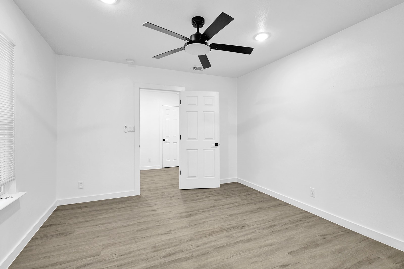 3335 S Ewing Avenue Dallas TX 75216