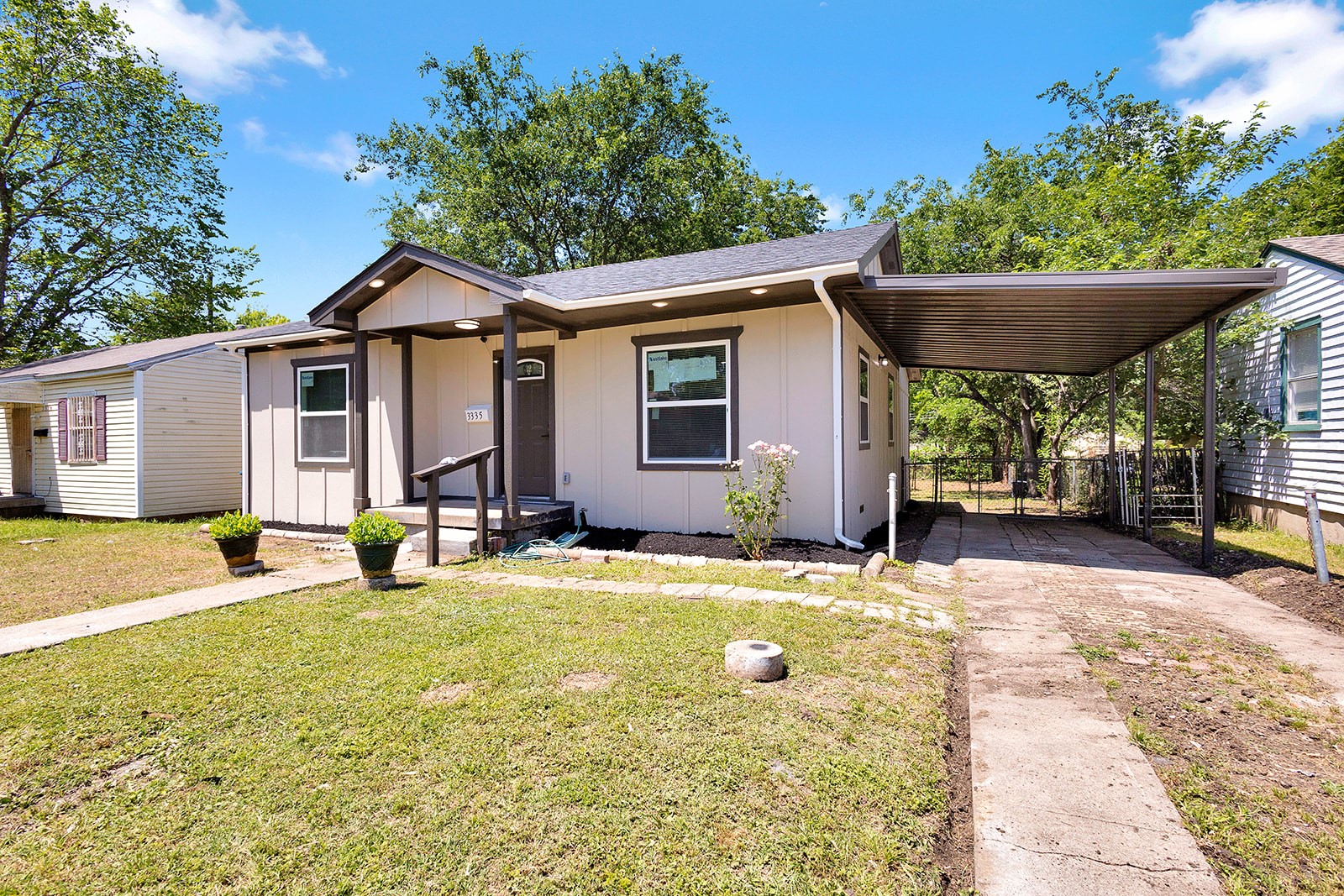 3335 S Ewing Avenue Dallas TX 75216