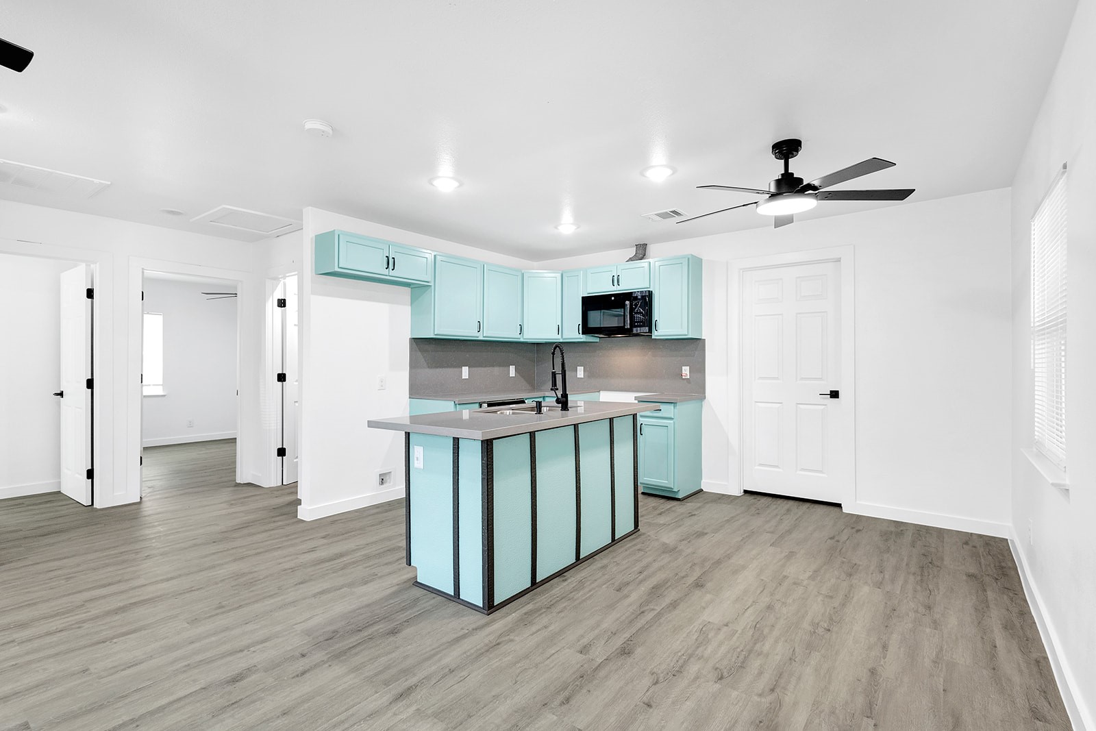 3335 S Ewing Avenue Dallas TX 75216