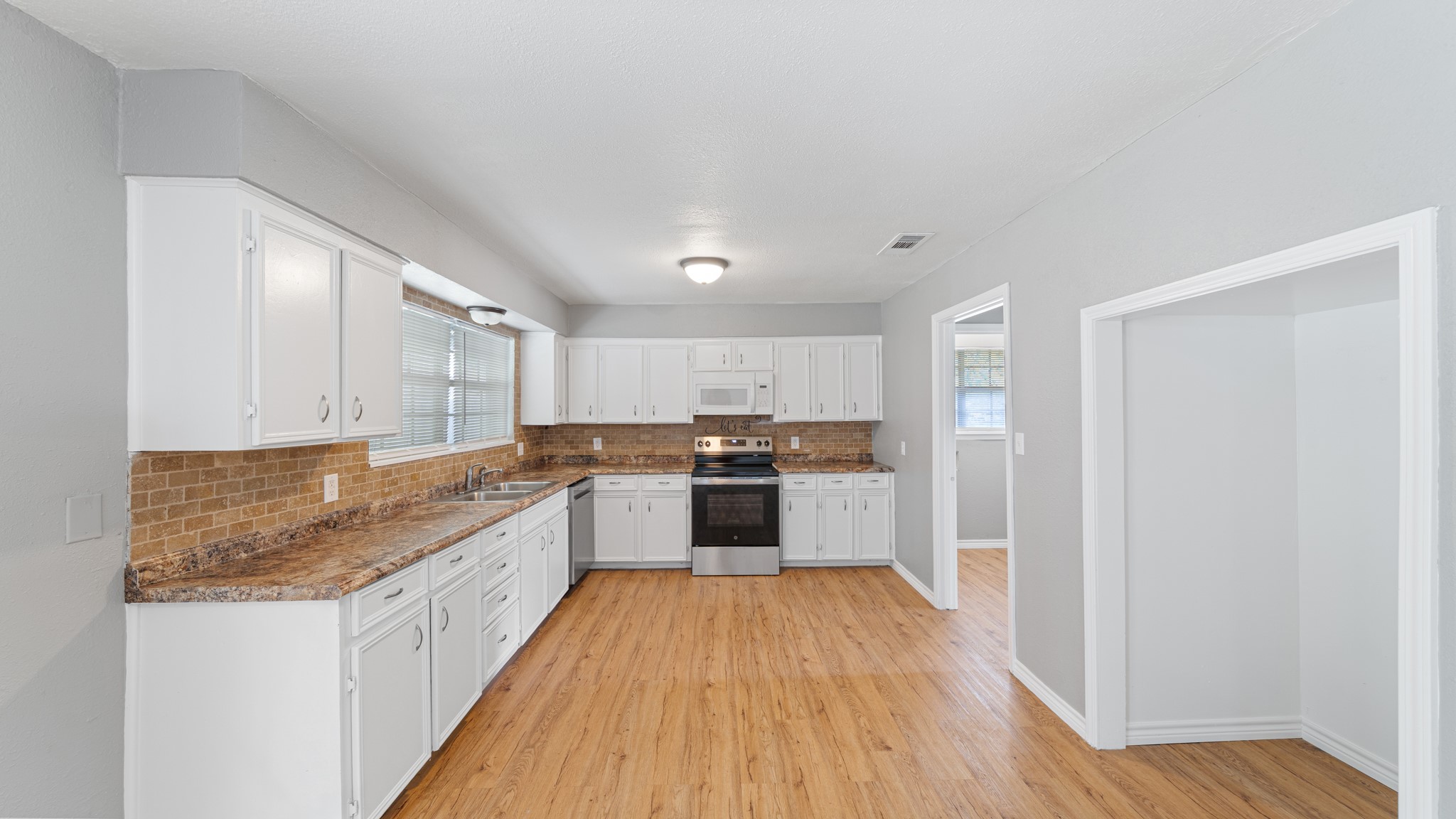 519 Malibu Drive Malakoff TX 75148