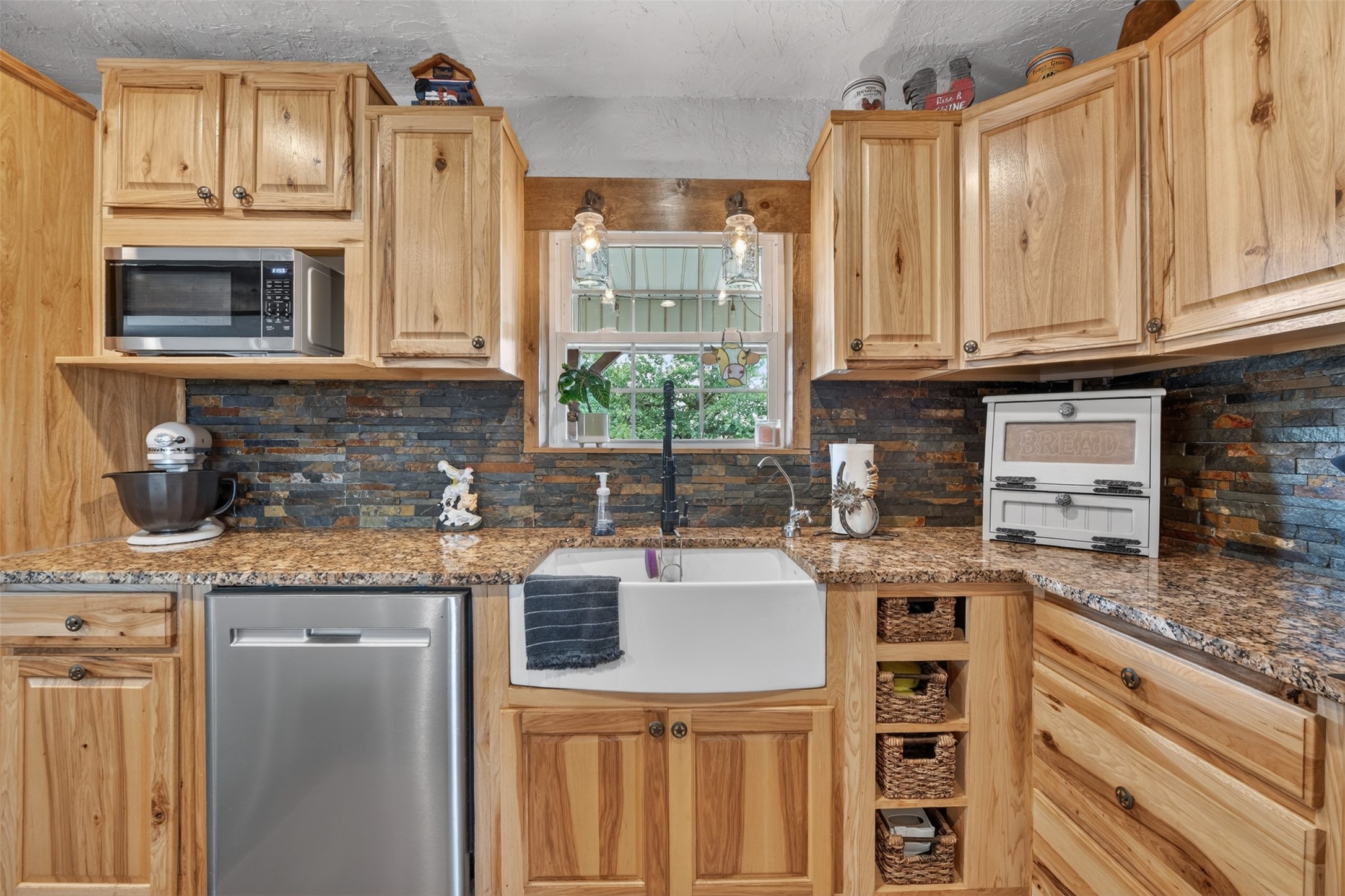 1102 Old Base Road Aurora TX 76078