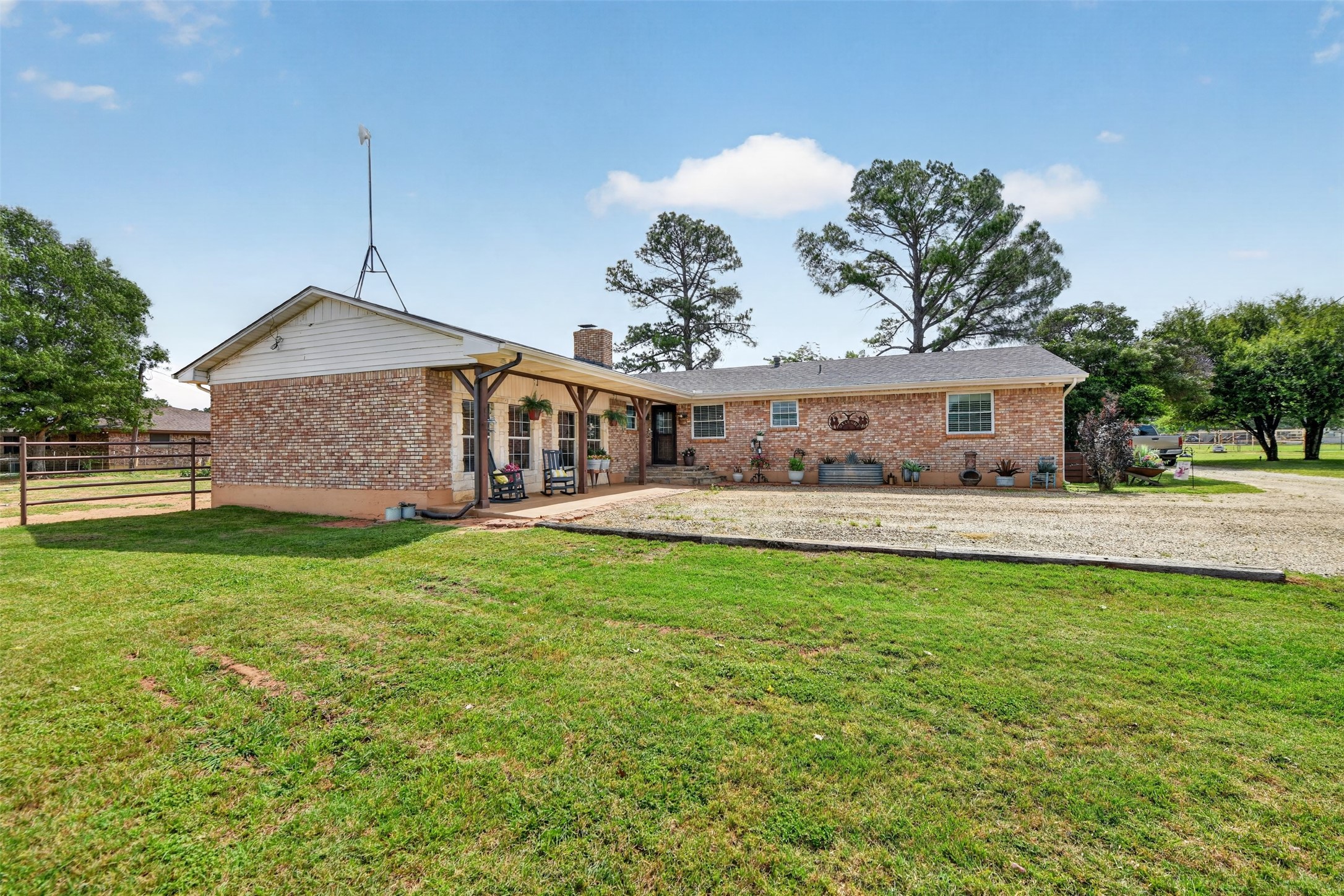 1102 Old Base Road Aurora TX 76078