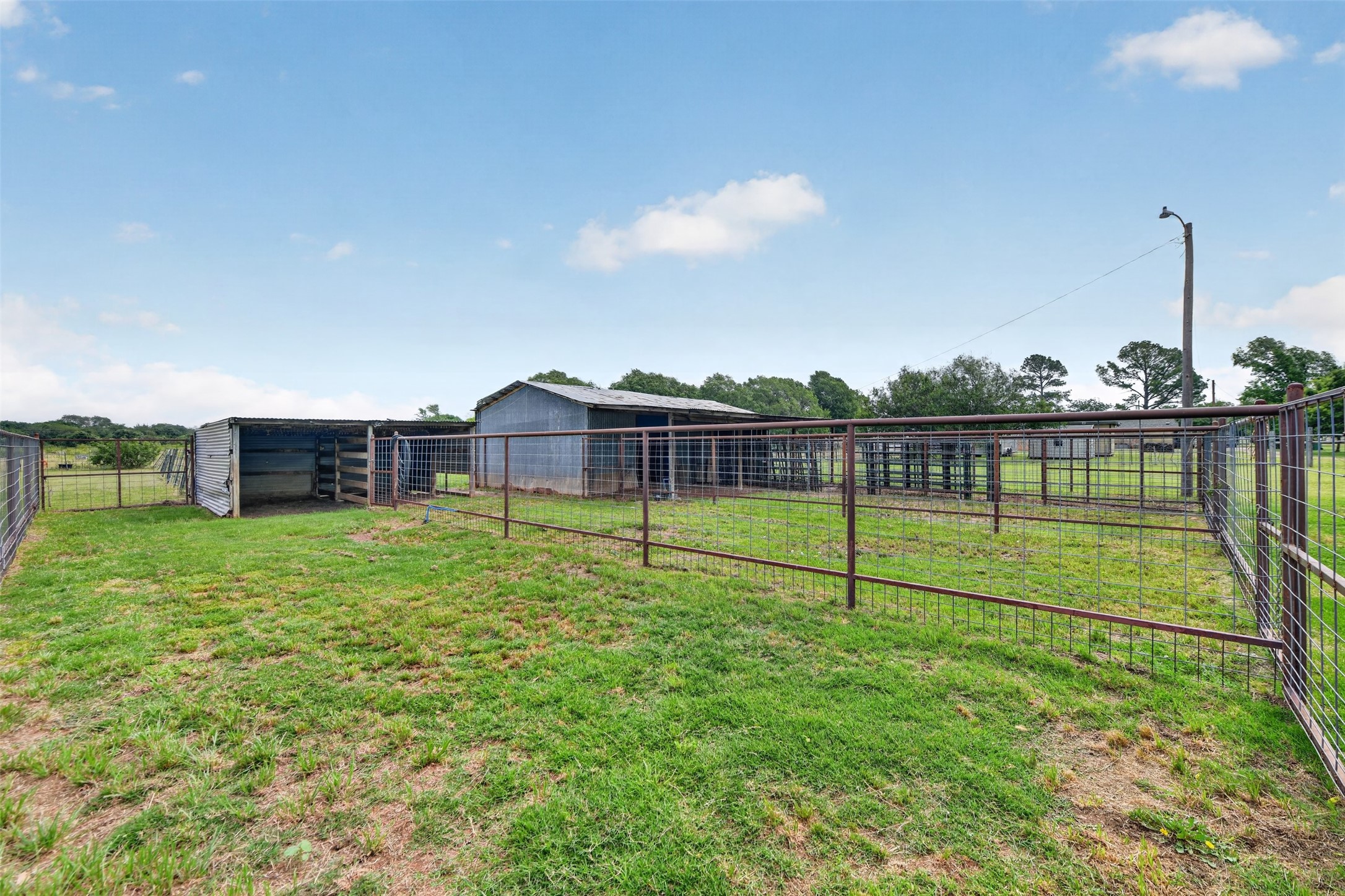 1102 Old Base Road Aurora TX 76078