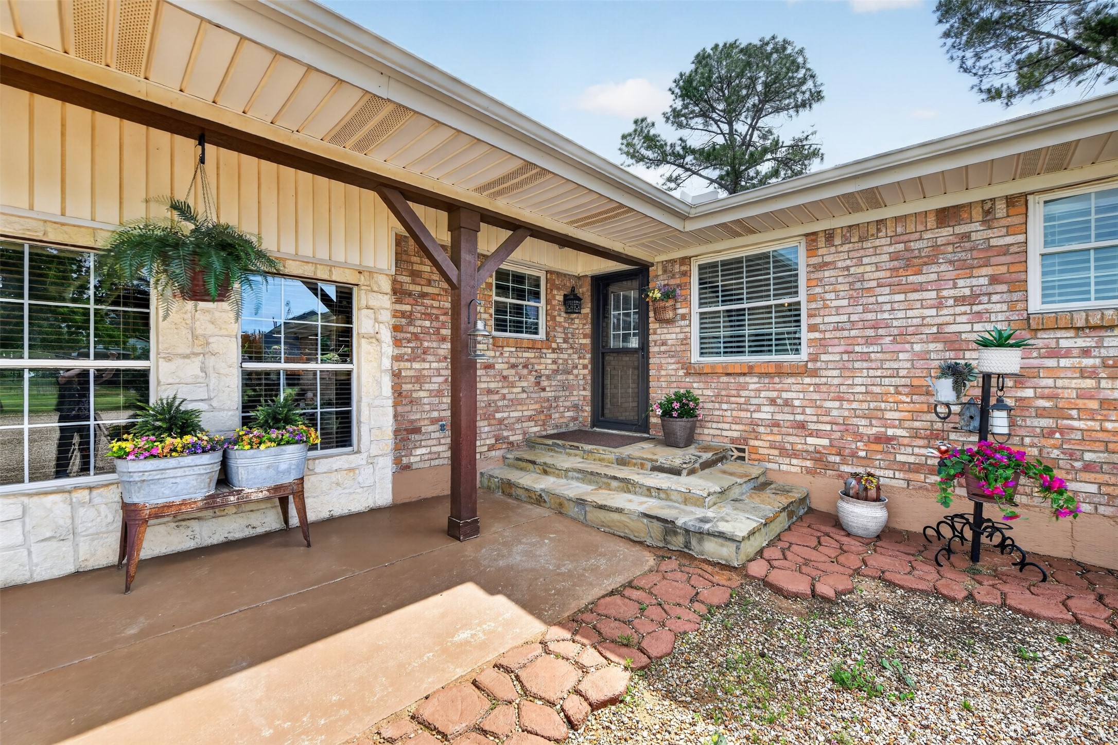 1102 Old Base Road Aurora TX 76078