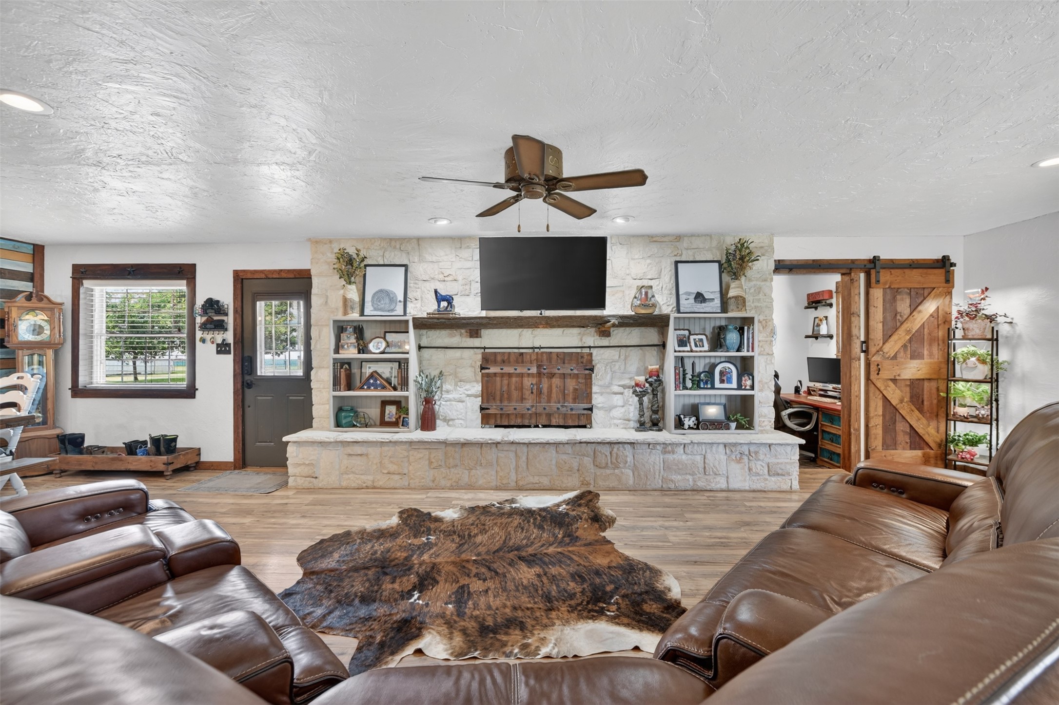 1102 Old Base Road Aurora TX 76078