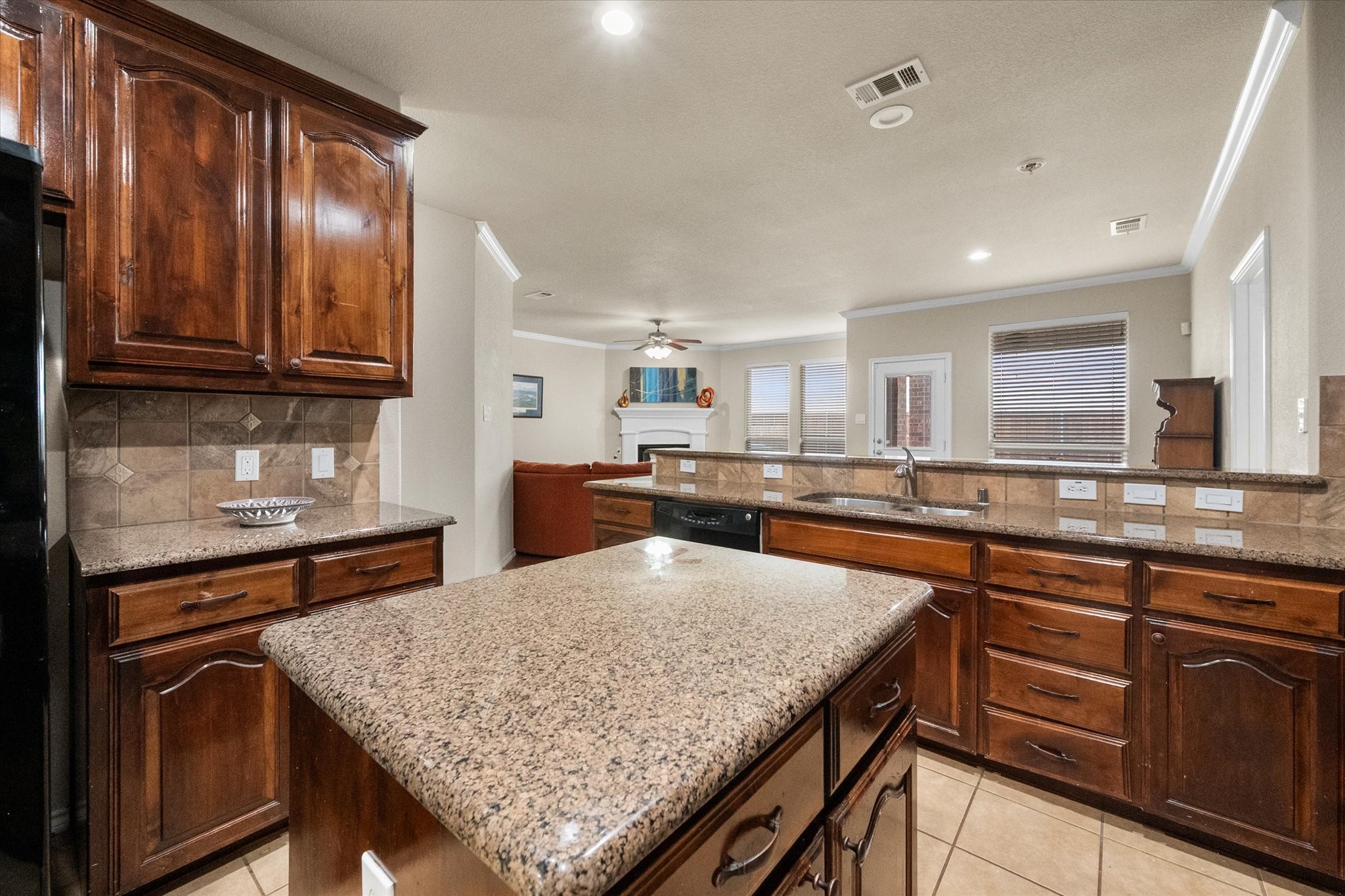 1507 Big Buck Trail Arlington TX 76002