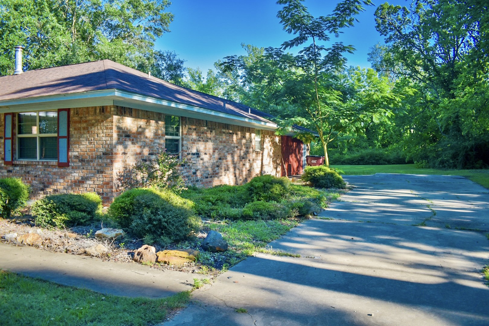 300 Bethel Road Como TX 75431