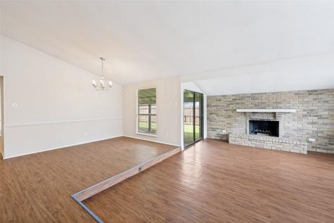 4708 Woodfield Drive Arlington TX 76016