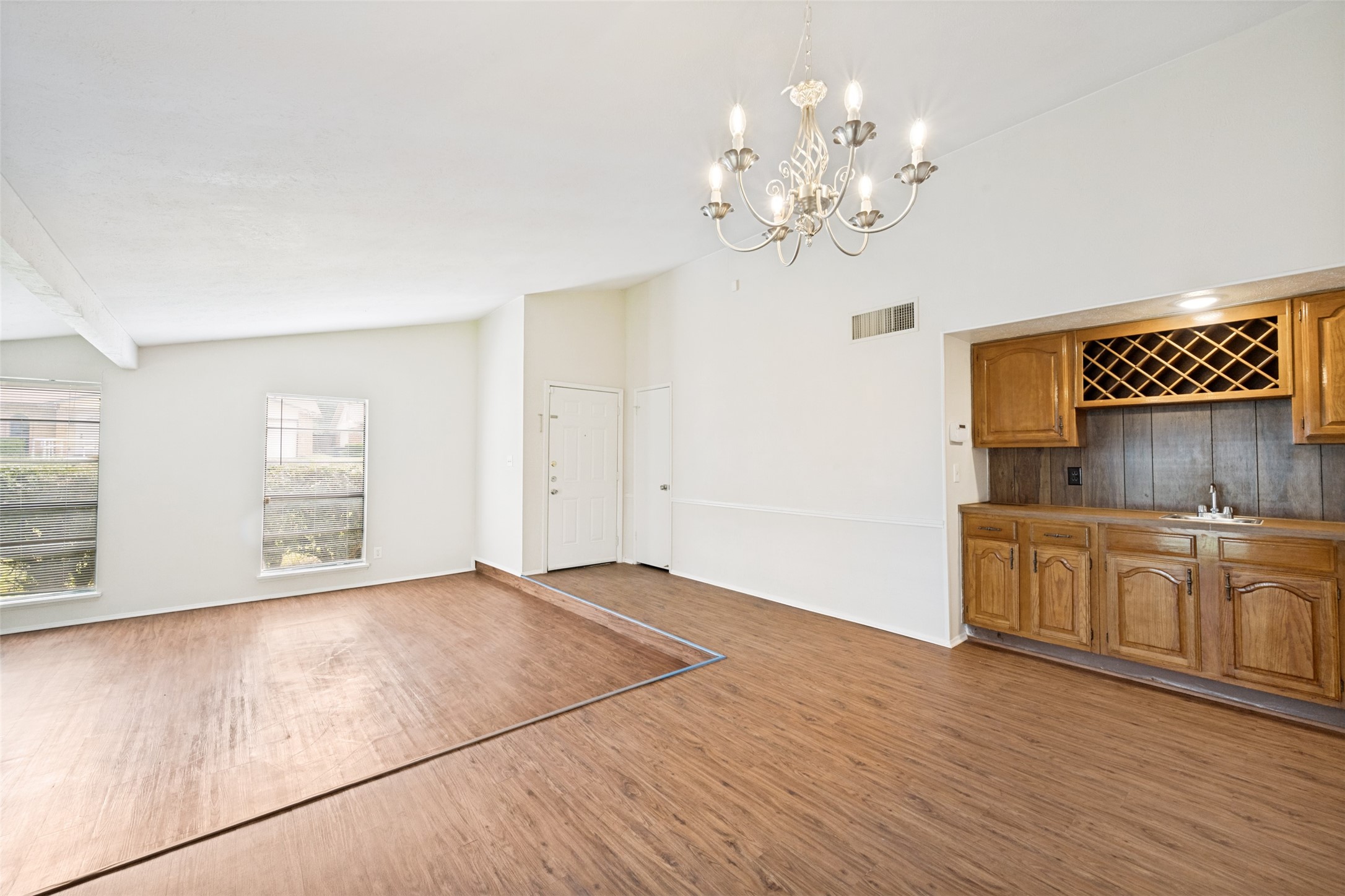 4708 Woodfield Drive Arlington TX 76016