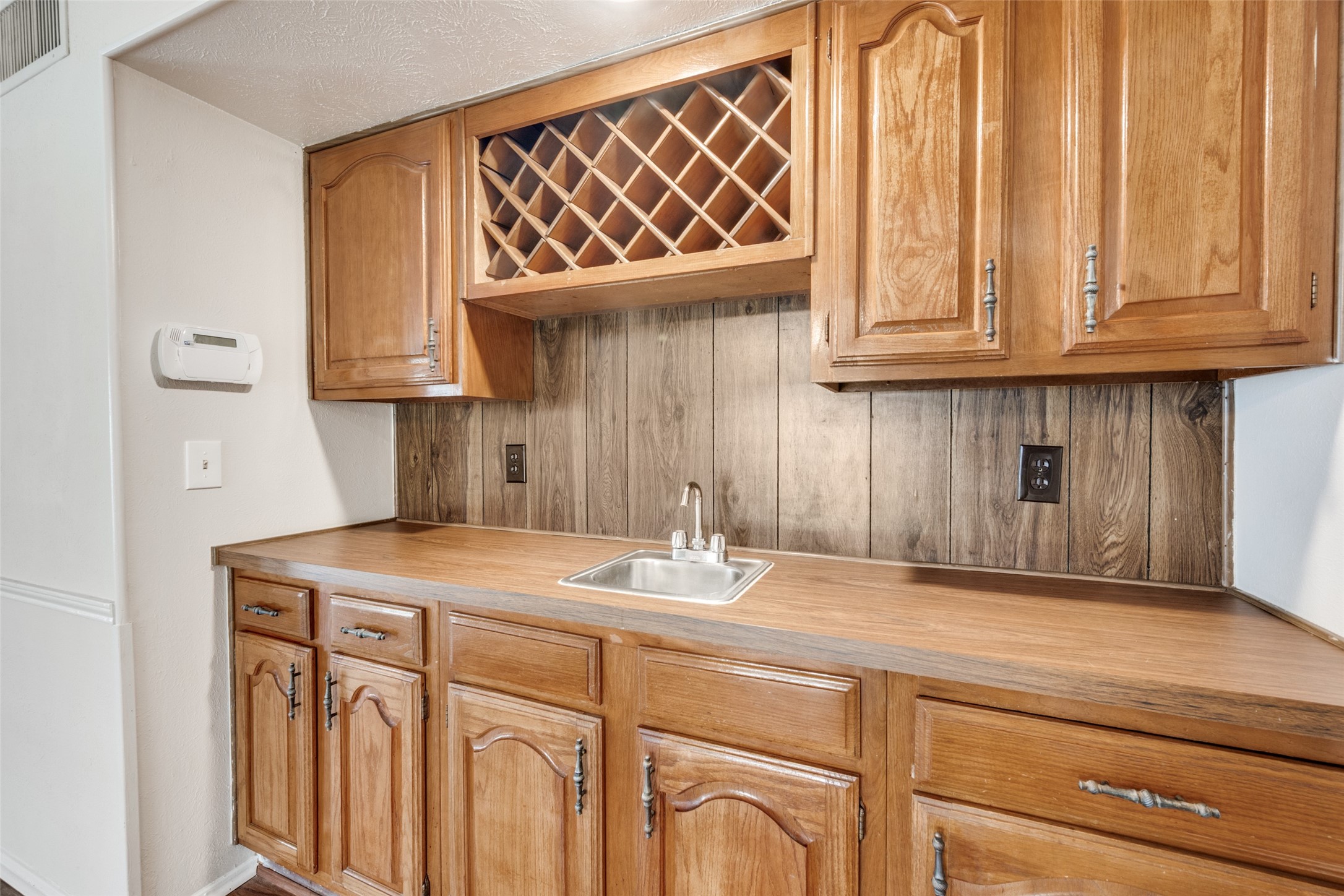 4708 Woodfield Drive Arlington TX 76016