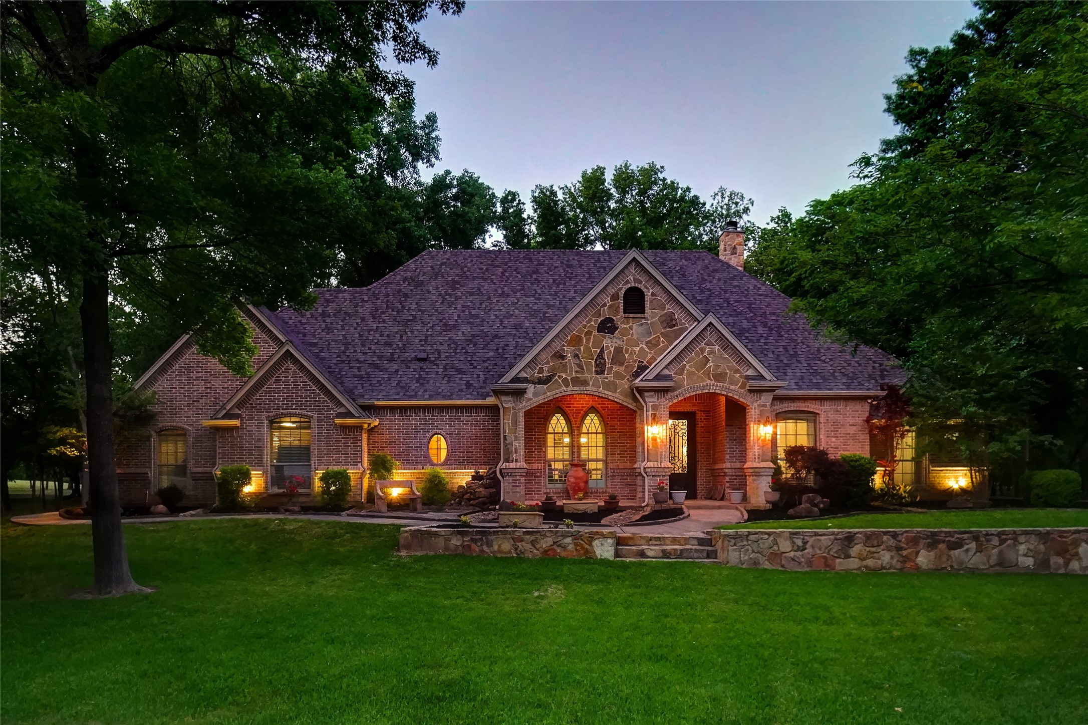 7200 Oak Creeks Court Fort Worth TX 76135